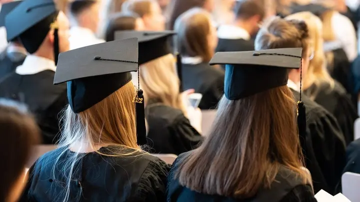 Buy accredited uk university degree online